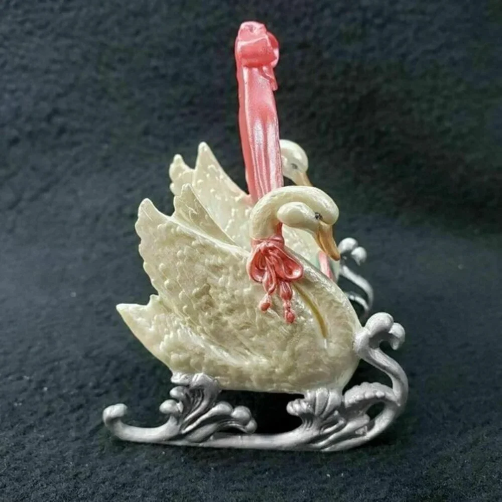 Hallmark Keepsake Sweetheart Romantic Swan Sleigh Christmas Ornament 1988 Vintag
